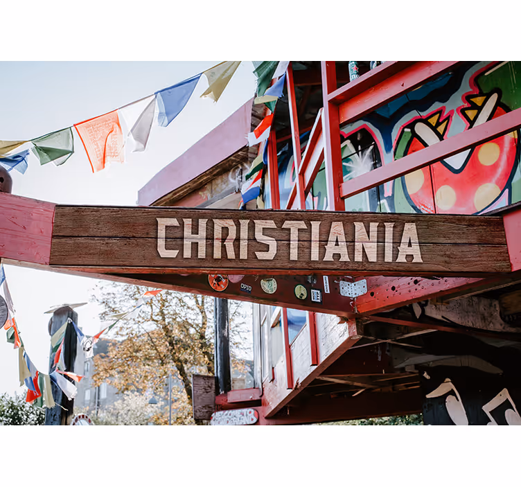 Yatak odası stor perde - kopenhag'daki christiania girişi - TenStickers