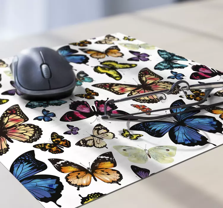 Güzel ve renkli kelebekler mousepad - TenStickers