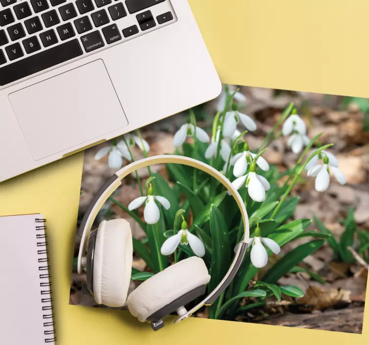 Kardelen forrest manzara daha fazla fare altlığı - TenStickers