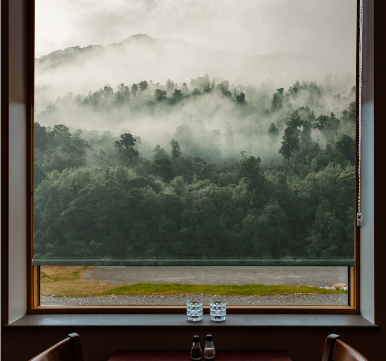 Yemyeşil orman sisi ağaçlar stor perde - TenStickers