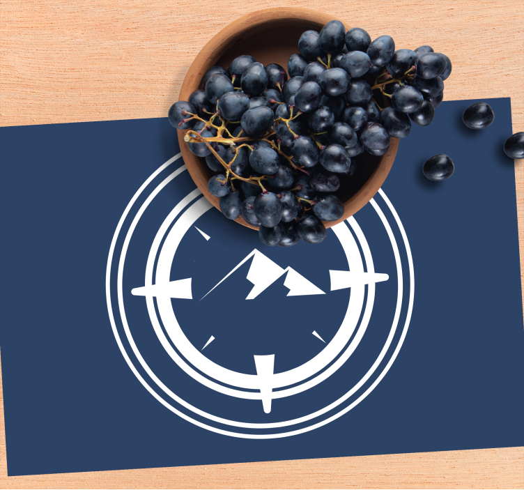 Dağlar orijinal placemats ile yuvarlak pusula - TenStickers