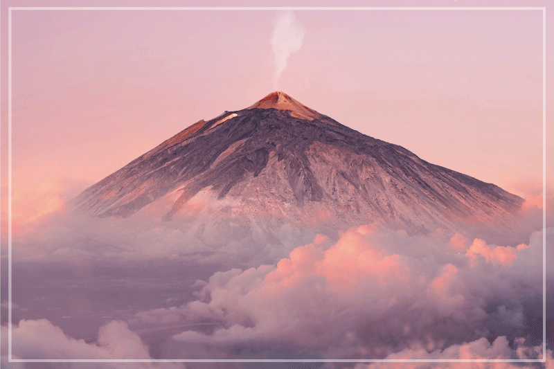 Volkan zirvesi estetik orijinal placemats - TenStickers