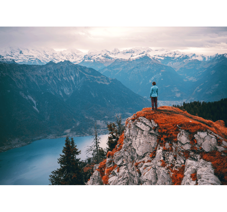 Dağın zirvesinde yalnız insan duvar kağıdı - TenStickers