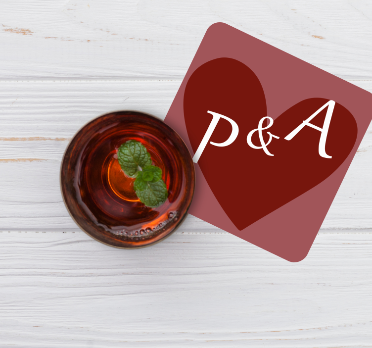 Kalp şeklinde nişanlıların baş harfleri düğün treni - TenStickers