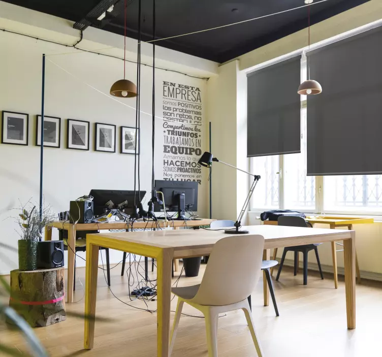 Vinil dekoratif metinler ve bu iş yeri hayvan çıkartması - TenStickers