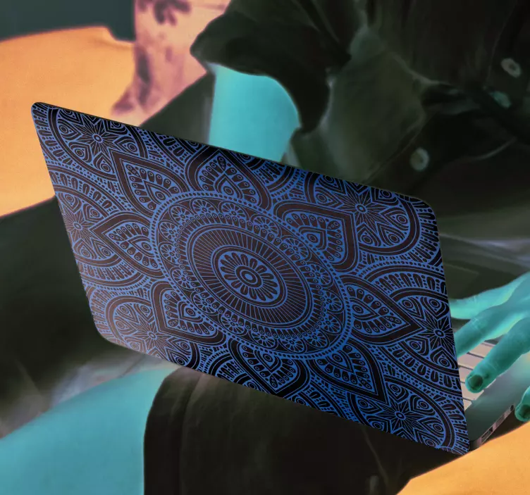 Altın dizüstü mandala dizüstü çıkartması - TenStickers