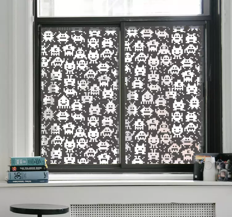 Canavarlar video oyunu pencere çıkartması - TenStickers