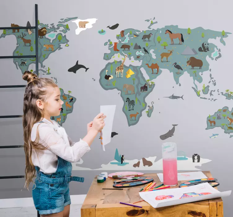 çizgi film hayvanlar ve ağaçlar dünya haritası çıkartması - TenStickers