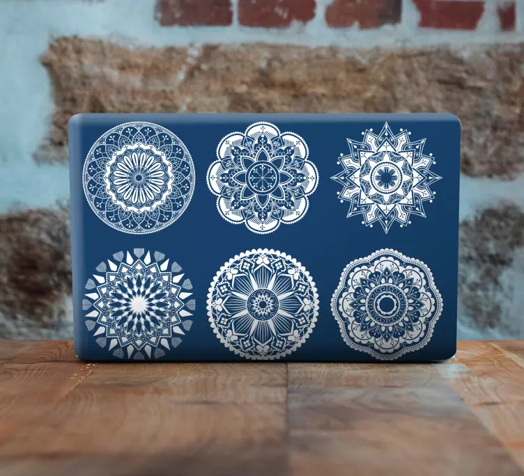 Farklı mandala desenleri ile daireler laptop - TenStickers