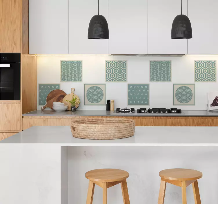 Yeşil japondi hayvan çıkartması - TenStickers