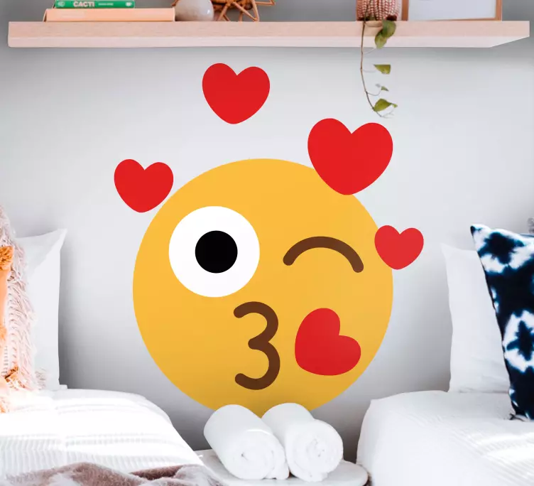 Kalp çıkartmasına öpücük gönderen emoji - TenStickers