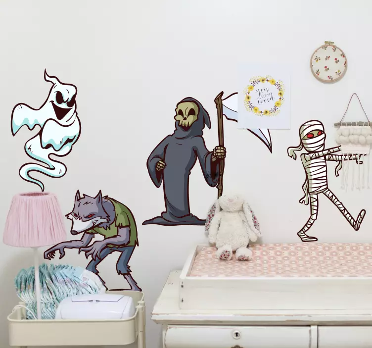 Karakterler cadılar bayramı çıkartması - TenStickers