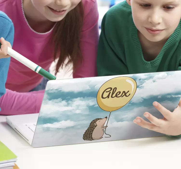 Kirpiyi balon dizüstü bilgisayar kaplamasıyla özelleştirin - TenStickers