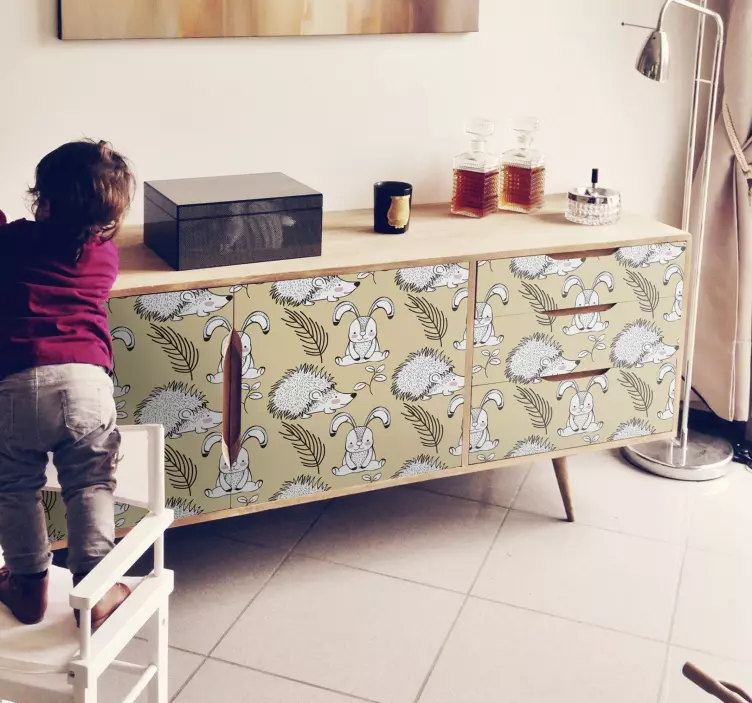 Kirpi ve tavşanlar mobilya çıkartması - TenStickers