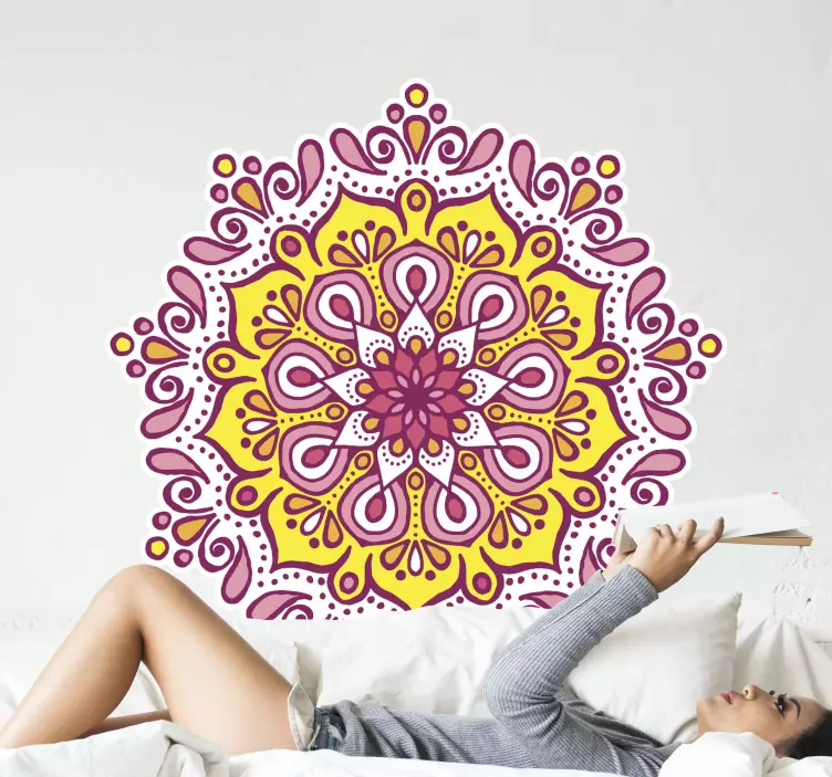 Mandala renkli pembe ve sarı çiçek çıkartması - TenStickers