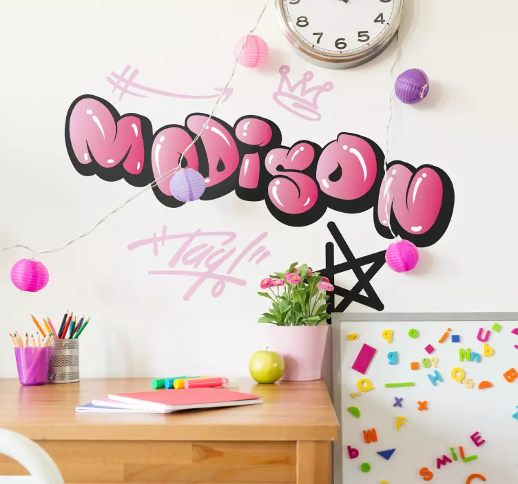 Pembe grafiti adı hayvan çıkartması - TenStickers