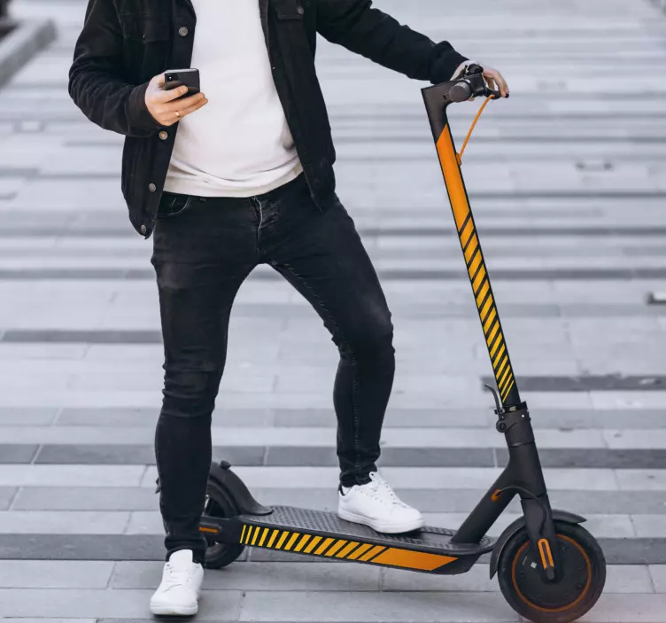Patinete Kırmızı Şeritler scooter için etiket - TenStickers