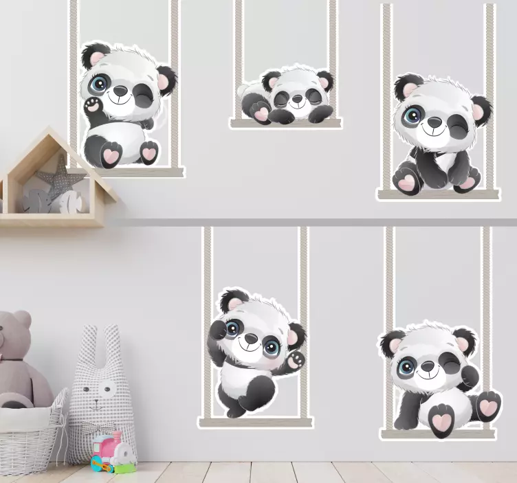 Salıncaklar üzerinde bebek pandalar vahşi hayvan çıkartması - TenStickers
