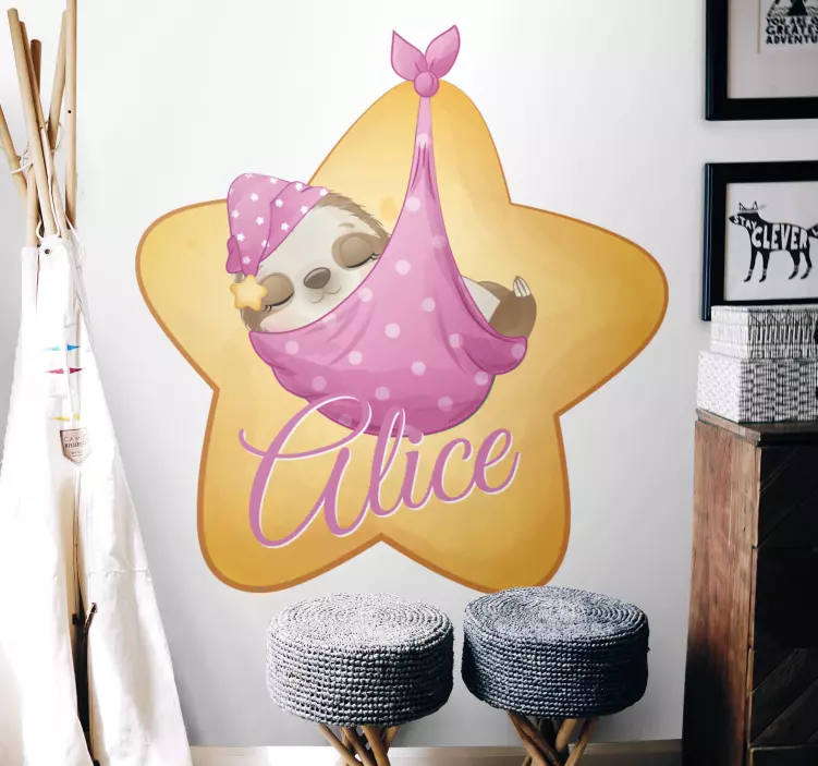 Uyuyan tembel hayvan tasarımı futbol sticker - TenStickers