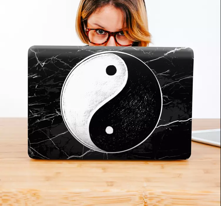 Yin yang amblemi Dizüstü bilgisayar için kaplama - TenStickers