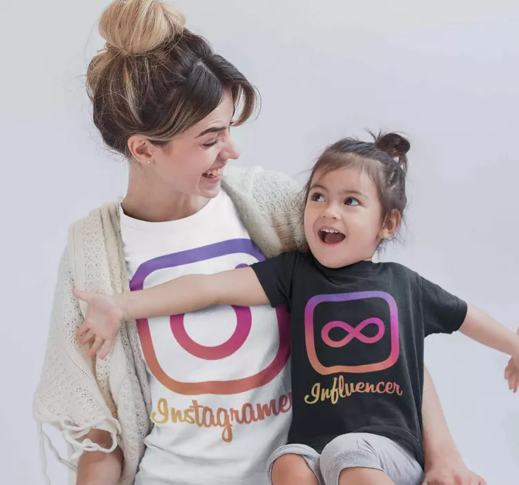 Instagramer influencer anne ve çocuk t-shirt - TenStickers