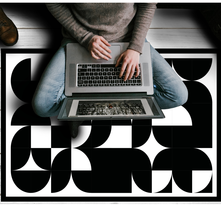 Kavisli siyah şekiller geometrik pvc halı - TenStickers